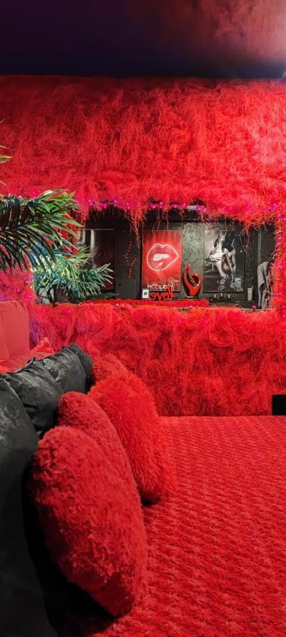 Loft Romantique Hammam Spa Privatif Playroom Grenoble Exterior foto